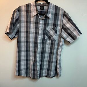 Oakley Men's Casual Black and White Plaid Shirt Size Large